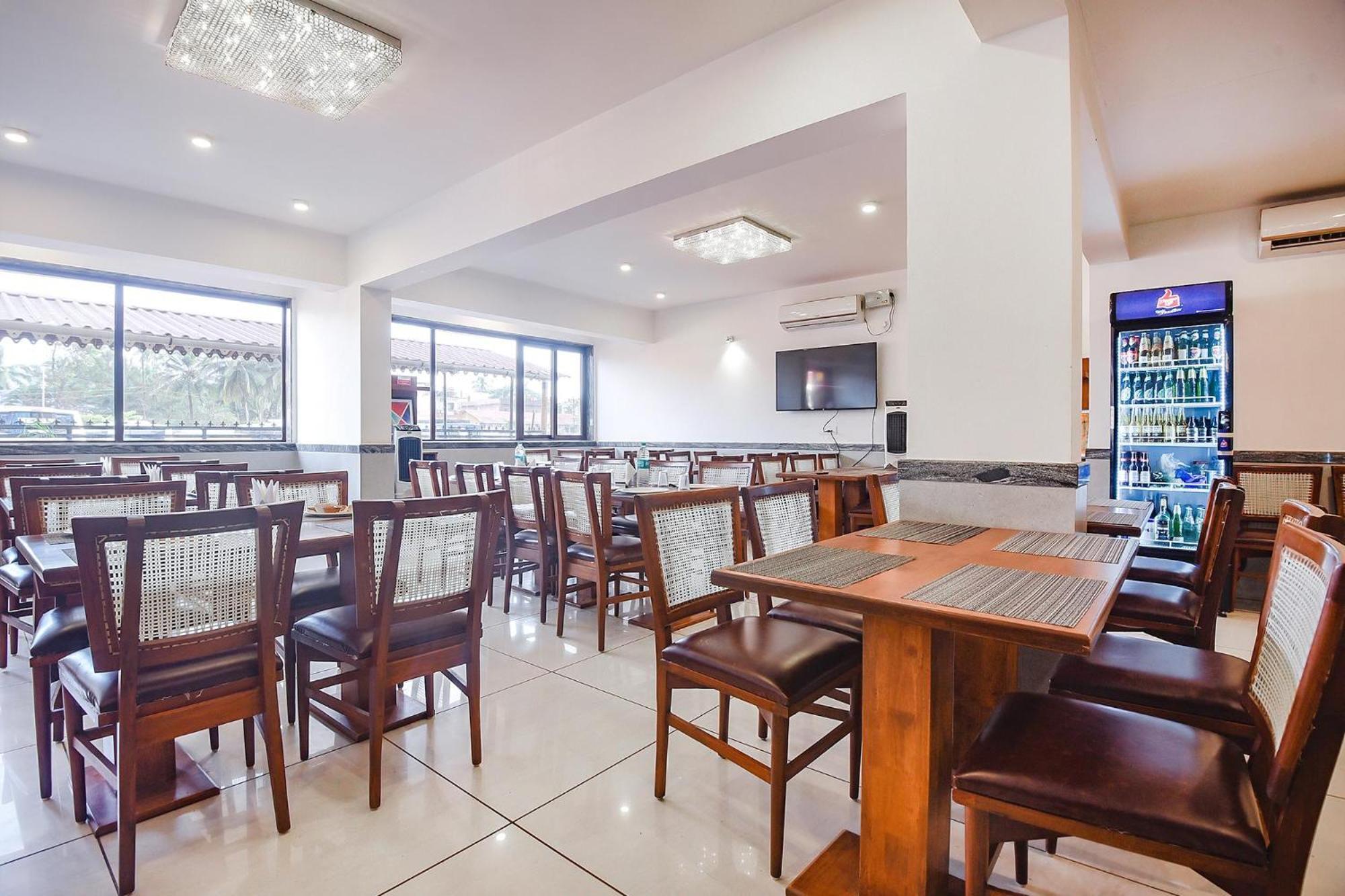 Fabhotel Prime Infantaria Comfort - 200M From Calangute Beach Exterior photo